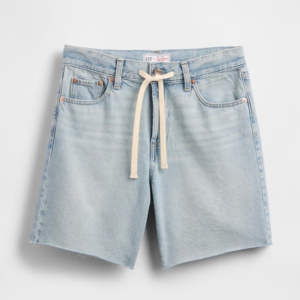 Gap 8" Mid Rise '90s Loose Denim Bermuda Shorts